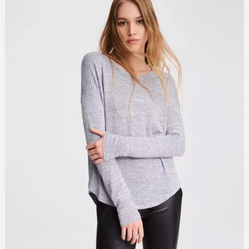 • Rag & Bone • Women’s Knit Long Sleeve Top
Gray Print Medium